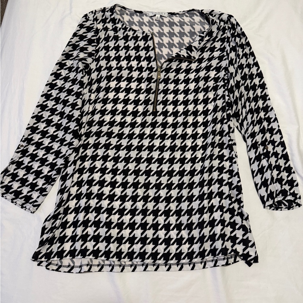 Chaus Black & White Houndstooth Blouse Size L